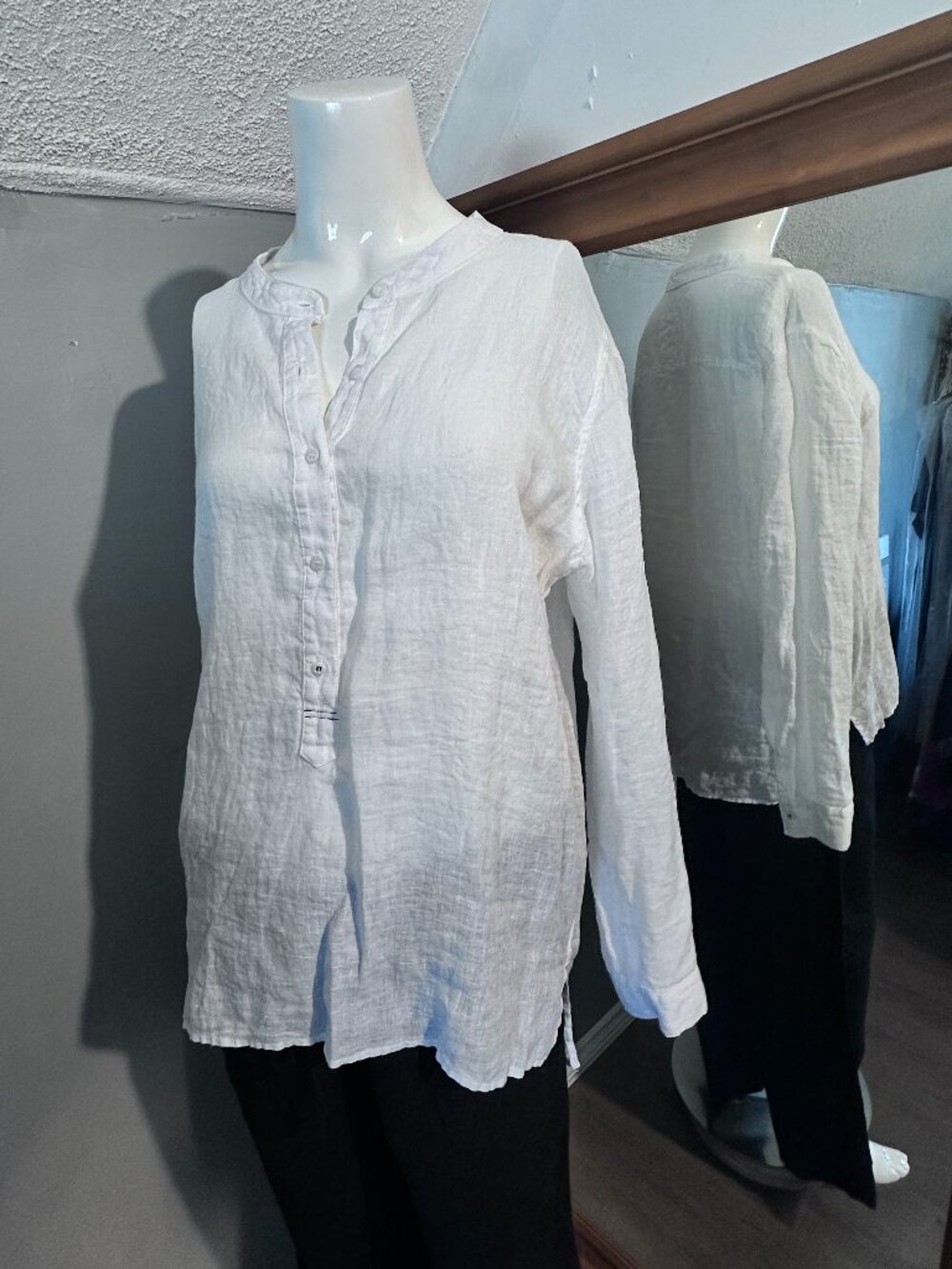 Stateside White Linen Long Sleeve Band Collar Henley Top Size Medium